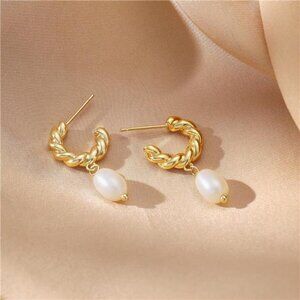 ✨ 14K Gold Twisted Rope Pearl Hoop Earrings | Elegant Huggie Dangle Style ✨